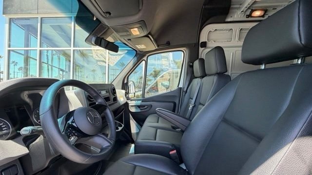 mercedes-benz sprinter cargo van 2025 W1Y4NCHY0ST199546 image mercedes-benz sprinter cargo van 2025 W1Y4NCHY0ST199546 image